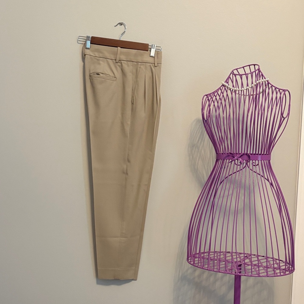 Banana Republic Women’s Tan Dress Pants